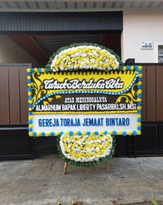 Papan Bunga Duka di Semugih
