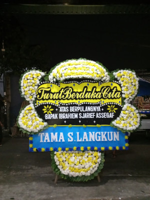 Papan Bunga Duka di Semugih