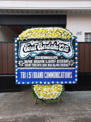 Papan Bunga Duka di Semugih